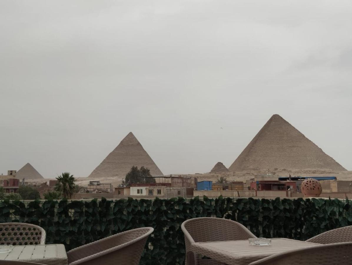 开罗Three Golden Pyramids住宿加早餐旅馆 外观 照片