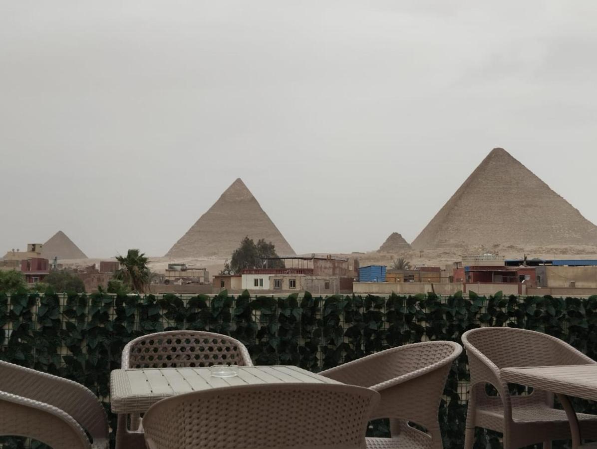开罗Three Golden Pyramids住宿加早餐旅馆 外观 照片